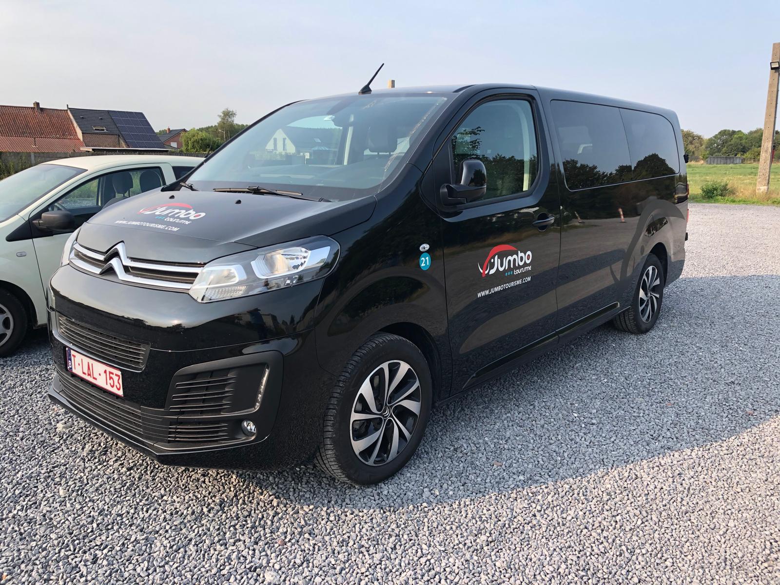 Minibus Jumbo Tourisme.